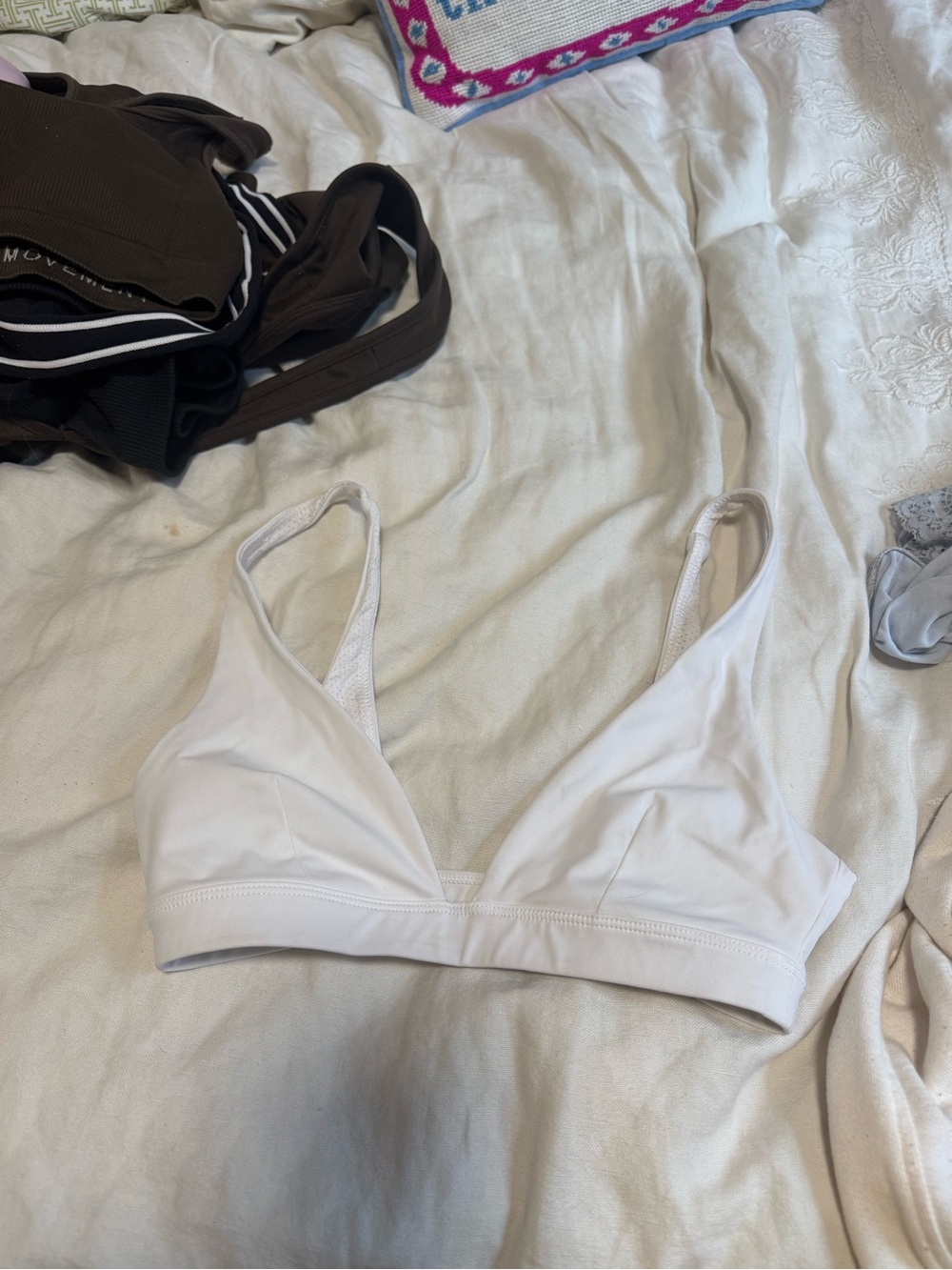 CSB White sports bra